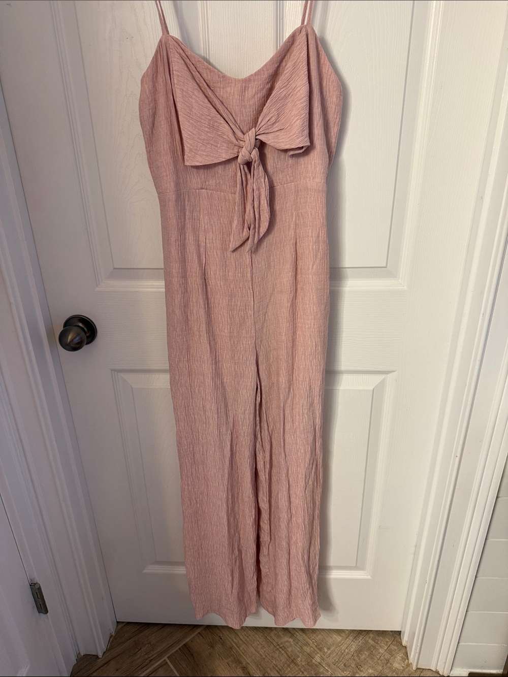 Style State textured material blush pink tie-front jumpsuit size 8
